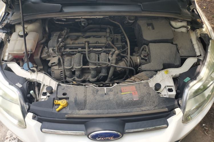 Used Ford Focus 2012 Sedan 1.6L Manual Fashion Edition Engine Bay