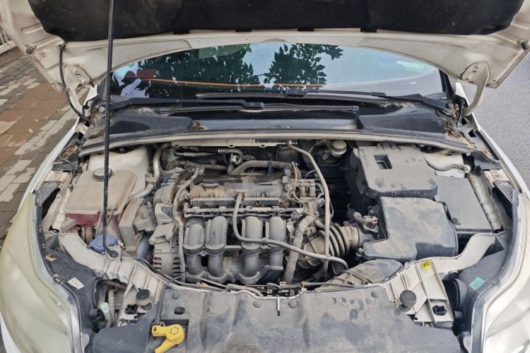 Used Ford Focus 2012 Hatchback 1.6L Manual Fashion Edition Engine Bay