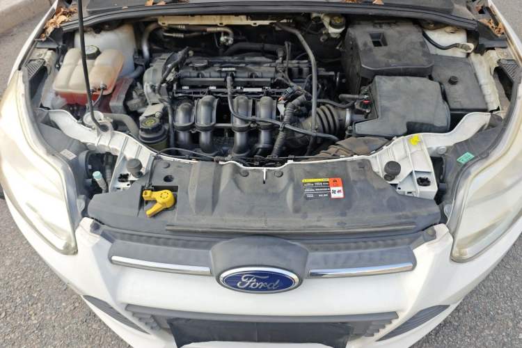 Used Ford Focus 2012 Hatchback 1.6L Automatic Comfort Model Engine Bay
