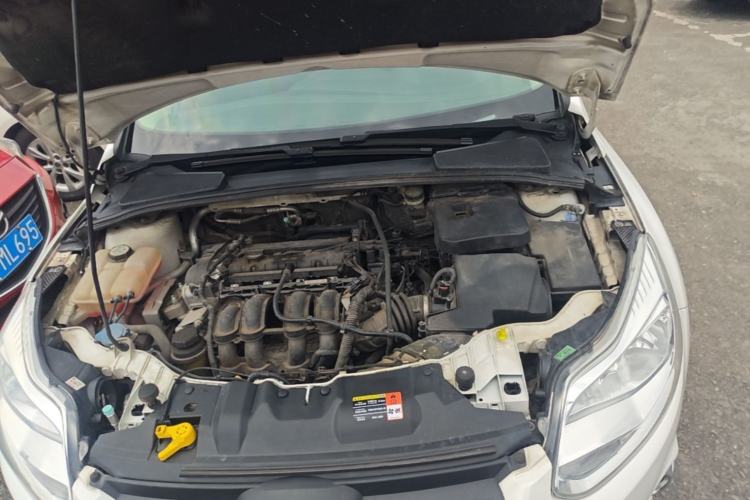 Used Ford Focus 2012 Hatchback 1.6L Automatic Fashion Edition Engine Bay
