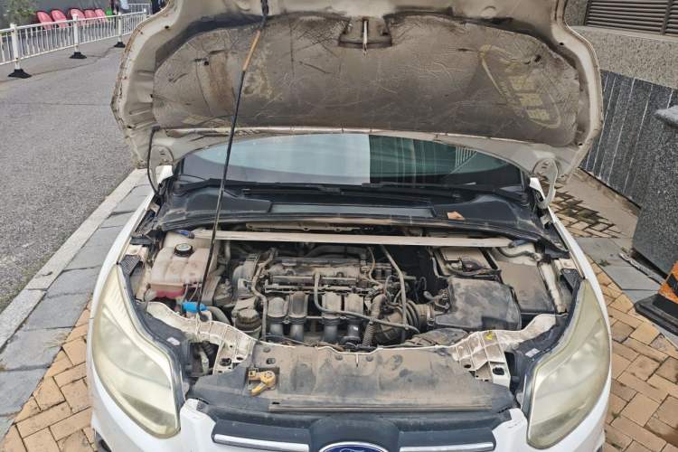 Used Ford Focus 2012 Hatchback 1.6L Automatic Fashion Edition Engine Bay