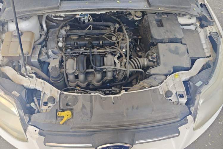Used Ford Focus 2012 Sedan 1.6L Automatic Fashion Edition Engine Bay