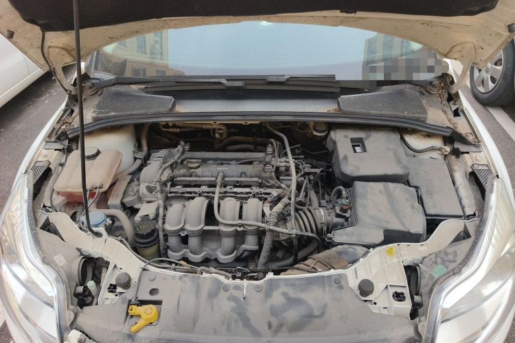 Used Ford Focus 2012 Sedan 1.6L Automatic Fashion Edition Engine Bay