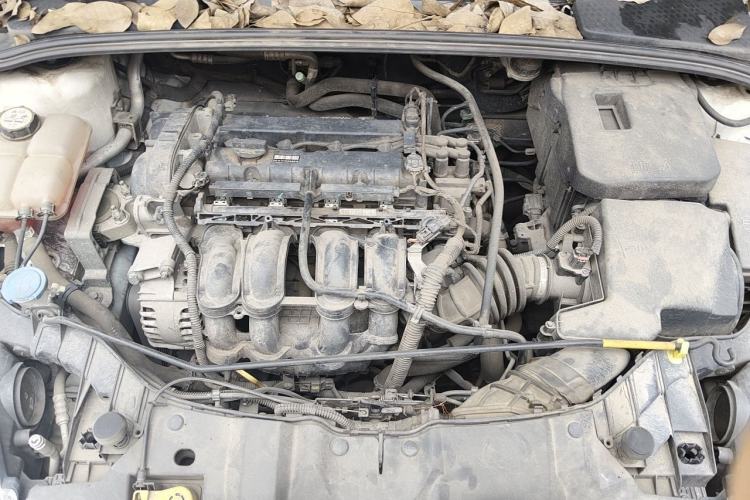 Used Ford Focus 2012 Sedan 1.6L Manual Comfort Model Engine Bay