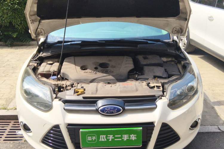 Used Ford Focus 2012 Hatchback 2.0L Automatic Luxury Sport Model Engine Bay