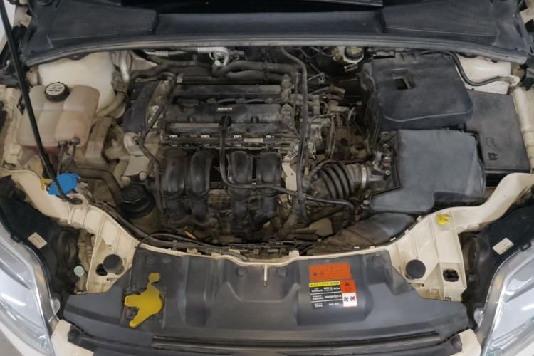 Used Ford Focus 2012 Sedan 1.6L Automatic Fashion Edition Engine Bay