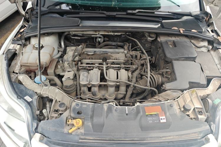 Used Ford Focus 2012 Sedan 1.6L Automatic Fashion Edition Engine Bay