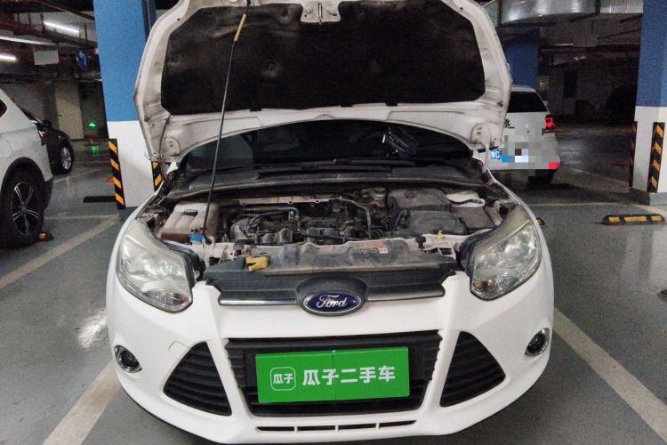 Used Ford Focus 2012 Sedan 1.6L Automatic Fashion Edition Engine Bay