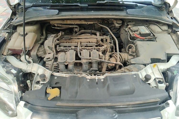 Used Ford Focus 2012 Hatchback 1.6L Manual Fashion Edition Engine Bay