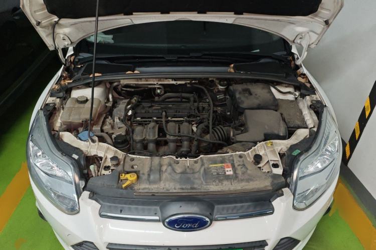 Used Ford Focus 2012 Hatchback 1.6L Automatic Fashion Edition Engine Bay