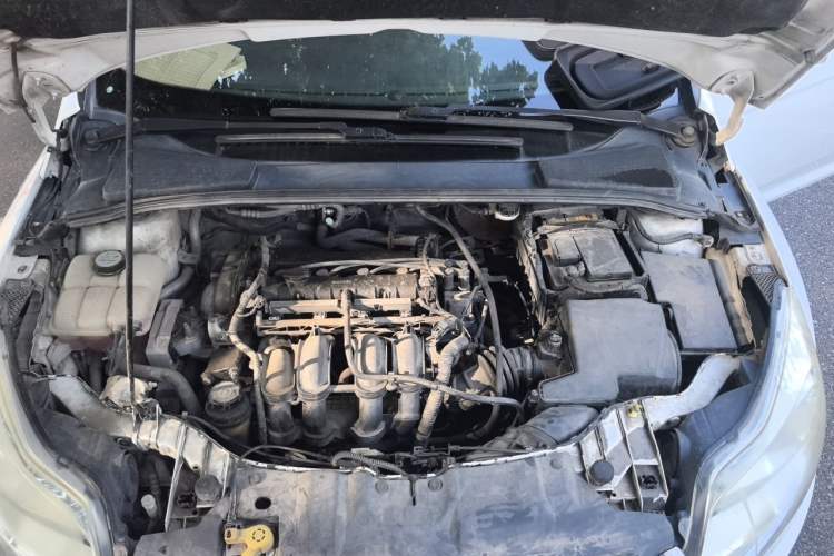 Used Ford Focus 2012 Hatchback 1.6L Automatic Fashion Edition Engine Bay