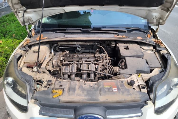 Used Ford Focus 2012 Hatchback 1.6L Automatic Comfort Model Engine Bay