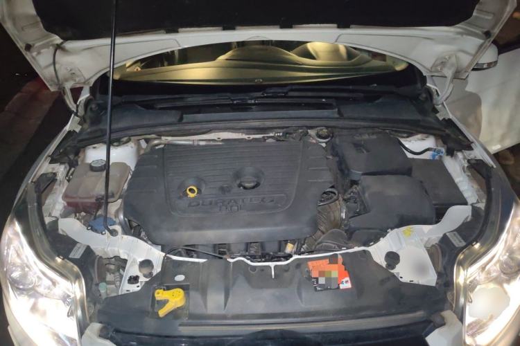 Used Ford Focus 2012 Hatchback 2.0L Manual Luxury Sport Model Engine Bay