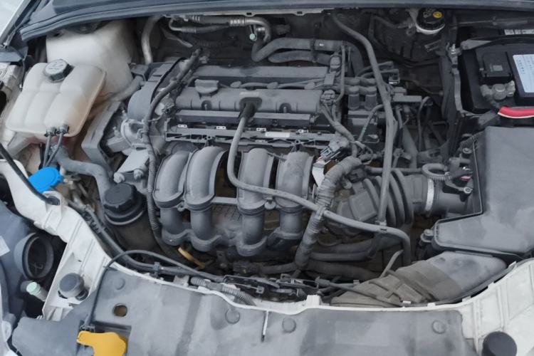 Used Ford Focus 2012 Hatchback 1.6L Automatic Fashion Edition Engine Bay