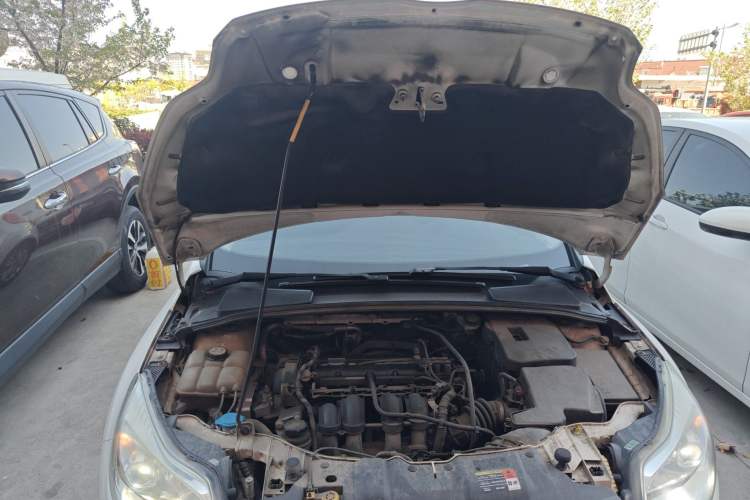 Used Ford Focus 2012 Hatchback 1.6L Automatic Comfort Model Engine Bay
