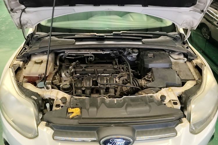 Used Ford Focus 2012 Hatchback 1.6L Automatic Comfort Model Engine Bay