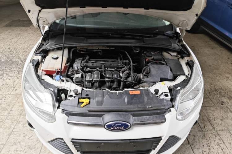 Used Ford Focus 2012 Hatchback 1.6L Automatic Comfort Model Engine Bay