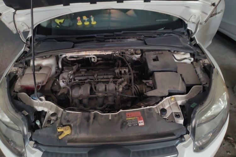 Used Ford Focus 2012 Sedan 1.6L Automatic Comfort Model Engine Bay