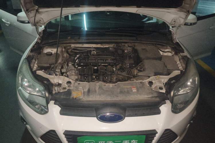 Used Ford Focus 2012 Hatchback 1.6L Manual Fashion Edition Engine Bay