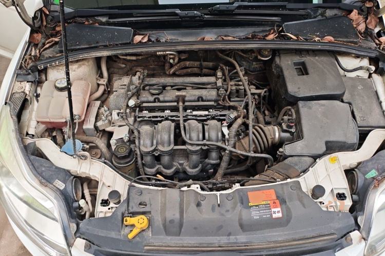Used Ford Focus 2012 Sedan 1.6L Automatic Comfort Model Engine Bay
