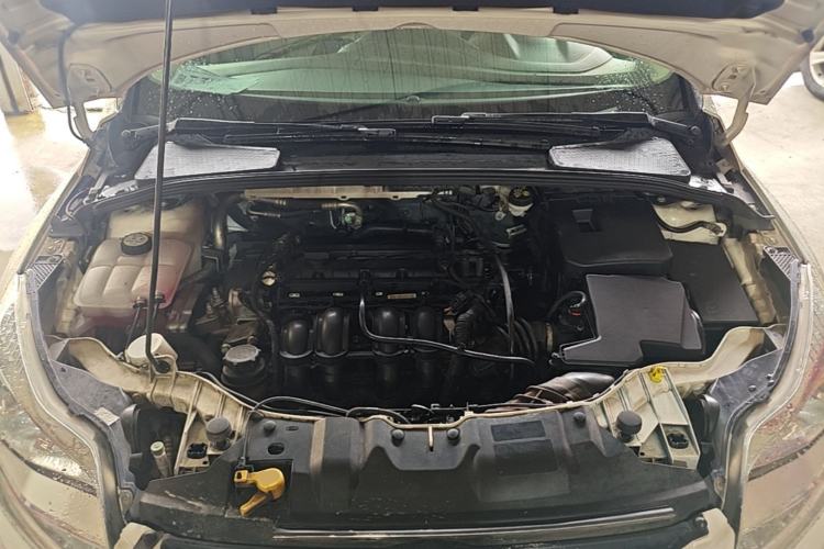 Used Ford Focus 2012 Hatchback 1.6L Automatic Comfort Model Engine Bay