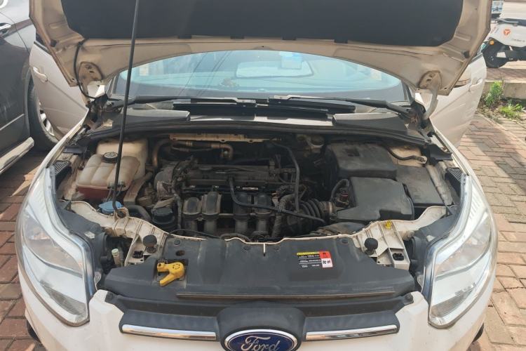 Used Ford Focus 2012 Sedan 1.6L Automatic Comfort Model Engine Bay