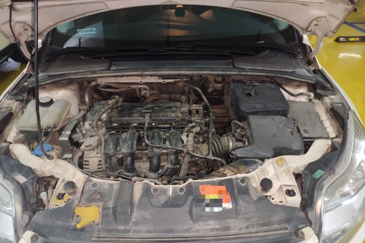 Used Ford Focus 2012 Hatchback 1.6L Manual Comfort Model Engine Bay