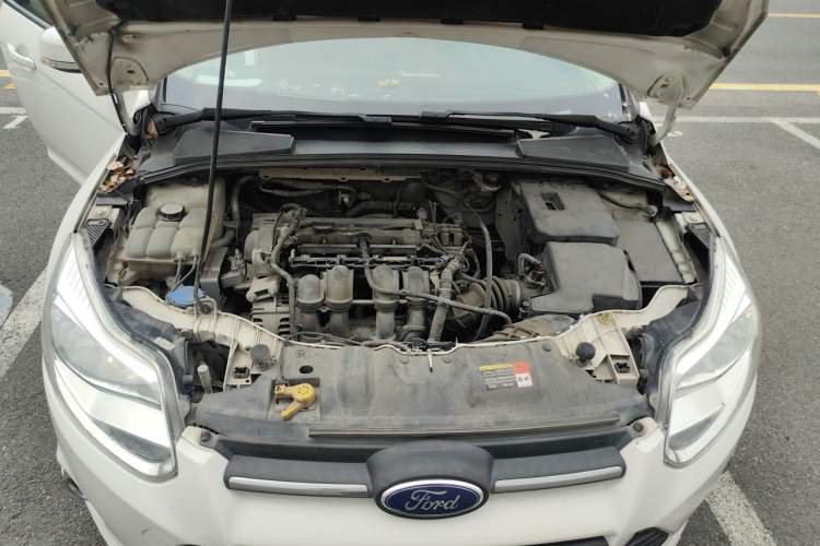 Used Ford Focus 2012 Hatchback 1.6L Manual Fashion Edition Engine Bay