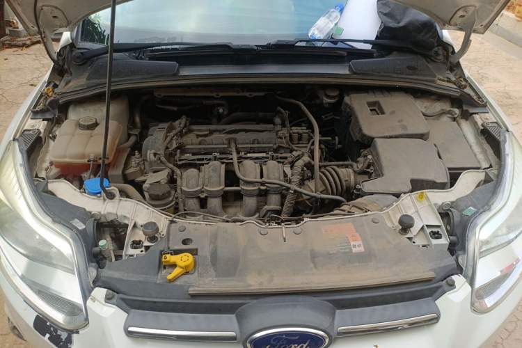 Used Ford Focus 2012 Sedan 1.6L Automatic Fashion Edition Engine Bay