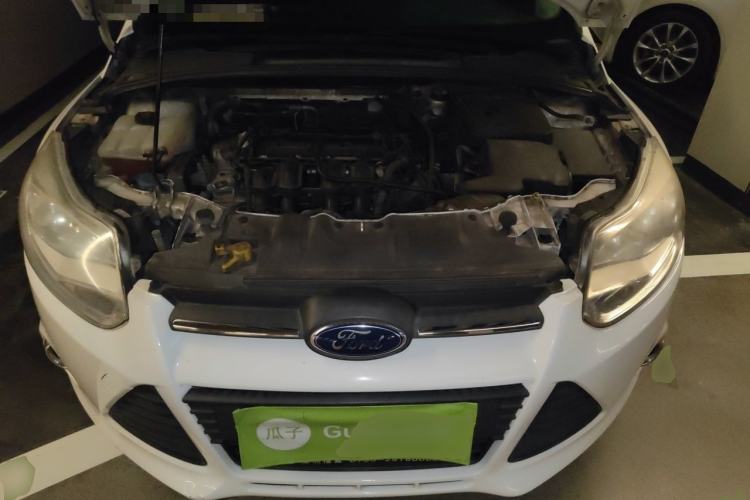 Used Ford Focus 2012 Sedan 1.6L Manual Fashion Edition Engine Bay