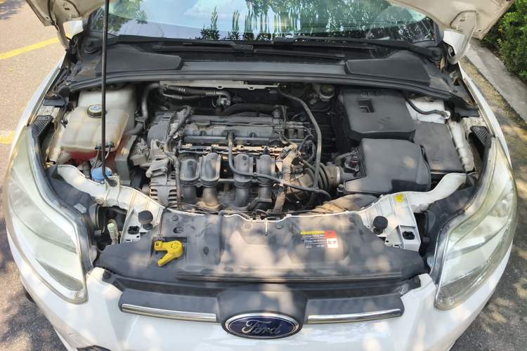Used Ford Focus 2012 Sedan 1.6L Manual Comfort Model Engine Bay