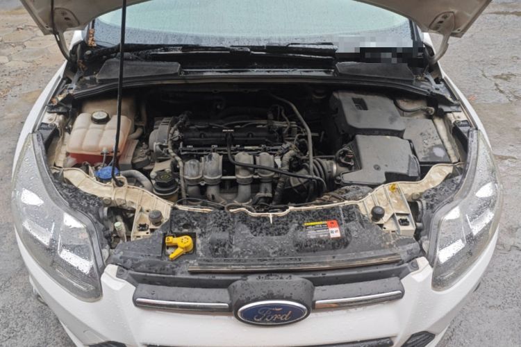 Used Ford Focus 2012 Hatchback 1.6L Automatic Fashion Edition Engine Bay
