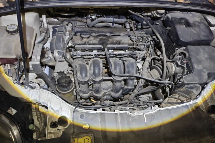 Used Ford Focus 2012 Hatchback 1.6L Automatic Fashion Edition Engine Bay