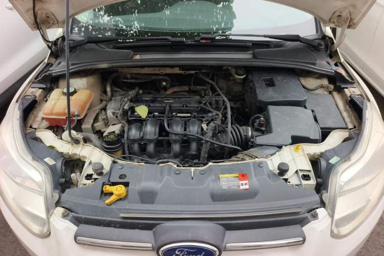 Used Ford Focus 2012 Hatchback 1.6L Automatic Fashion Edition Engine Bay