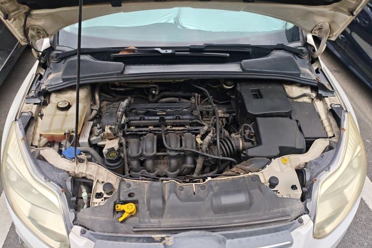 Used Ford Focus 2012 Sedan 1.6L Automatic Fashion Edition Engine Bay