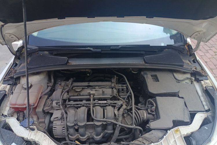 Used Ford Focus 2012 Hatchback 1.6L Manual Comfort Model Engine Bay