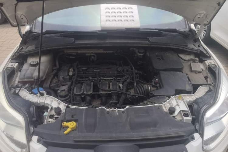 Used Ford Focus 2012 Hatchback 1.6L Automatic Fashion Edition Engine Bay