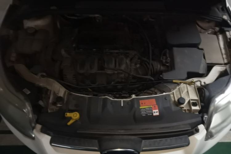 Used Ford Focus 2012 Sedan 1.6L Manual Fashion Edition Engine Bay