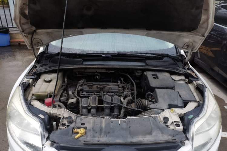 Used Ford Focus 2012 Hatchback 1.6L Automatic Comfort Model Engine Bay