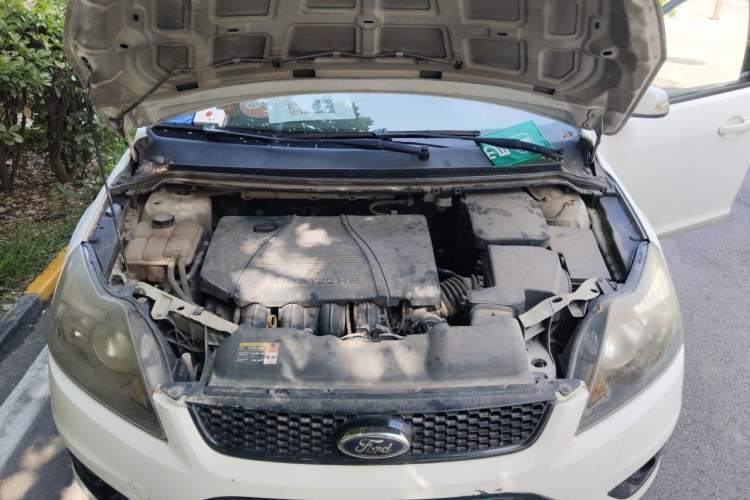 Used Ford Focus 2012 Hatchback Classic 1.8L Manual Fashion Edition Engine Bay