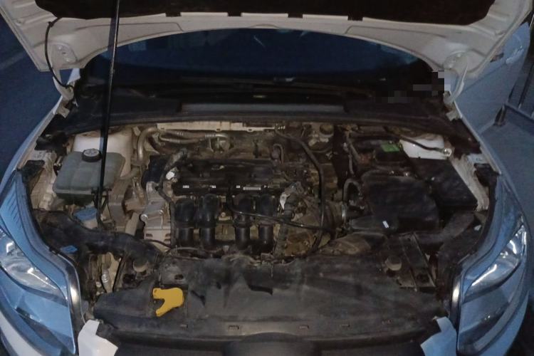 Used Ford Focus 2012 Hatchback 1.6L Manual Comfort Model Engine Bay