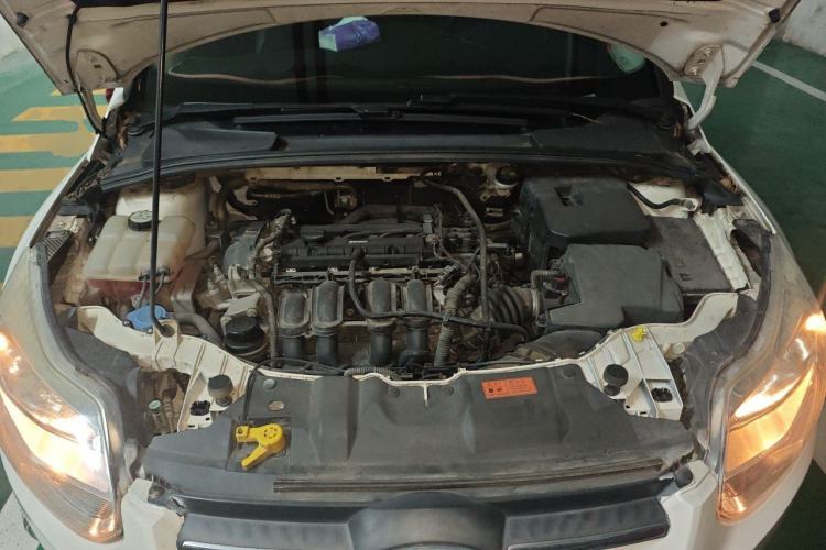 Used Ford Focus 2012 Hatchback 1.6L Automatic Fashion Edition Engine Bay