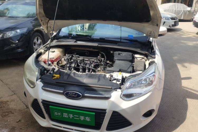 Used Ford Focus 2012 Sedan 1.6L Automatic Comfort Model Engine Bay