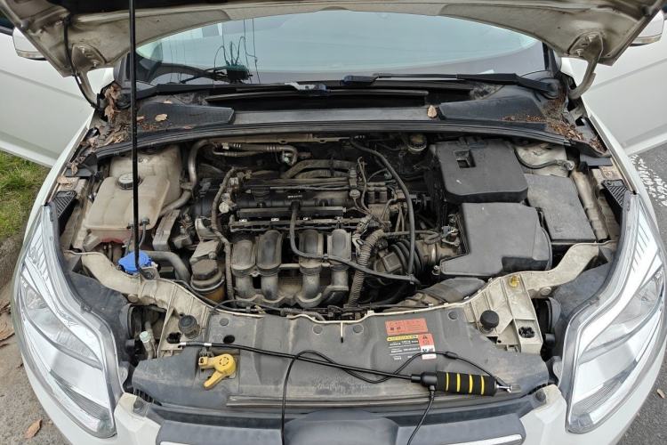 Used Ford Focus 2012 Hatchback 1.6L Automatic Fashion Edition Engine Bay
