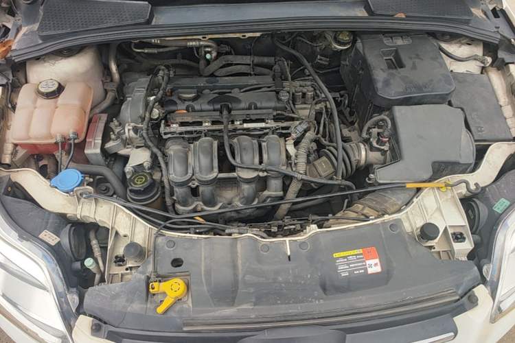 Used Ford Focus 2012 Sedan 1.6L Automatic Comfort Model Engine Bay