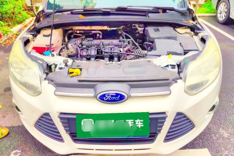 Used Ford Focus 2012 Hatchback 1.6L Automatic Fashion Edition Engine Bay