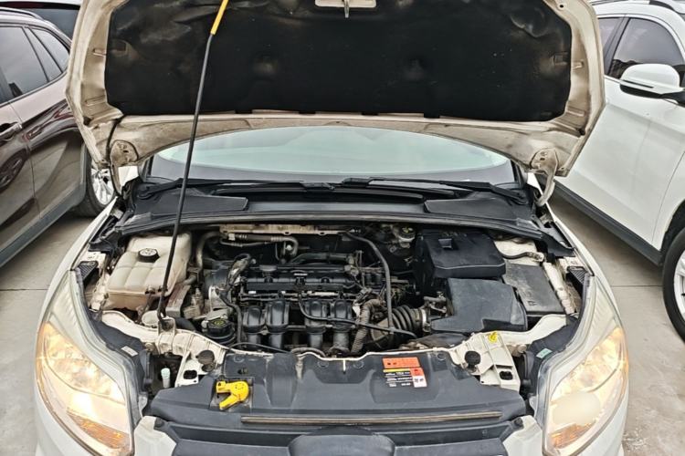 Used Ford Focus 2012 Hatchback 1.6L Automatic Fashion Edition Engine Bay