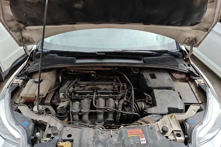 Used Ford Focus 2012 Sedan 1.6L Automatic Fashion Edition Engine Bay