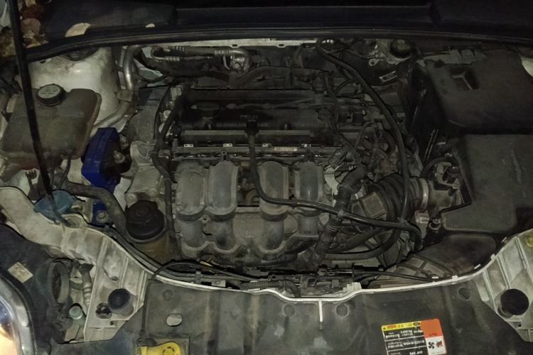 Used Ford Focus 2012 Sedan 1.6L Automatic Comfort Model Engine Bay