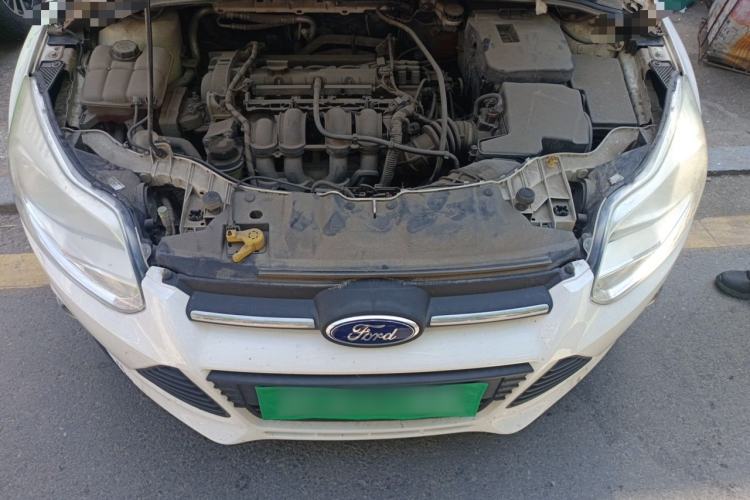 Used Ford Focus 2012 Hatchback 1.6L Automatic Fashion Edition Engine Bay